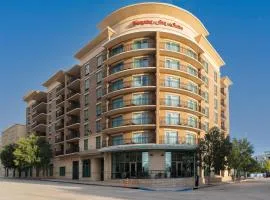 Hampton Inn & Suites Baton Rouge Downtown