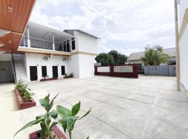 HAJIMENA INN Syariah By Hans Management, ξενοδοχείο σε Hajimana