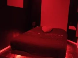 Suite romantique avec Jacuzzi privatif et illimité