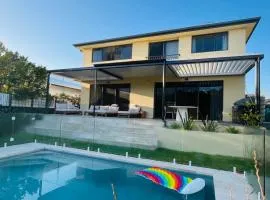 Serenity at Salt - Beachside Beauty by uHoliday