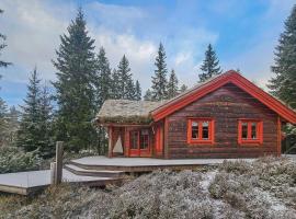 Gorgeous Home In Steinsholt With Harbor View, hotel in Steinsholt