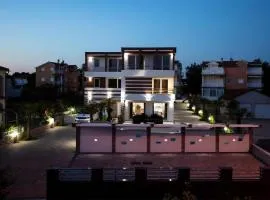 Lovely Apartment In Vodice With Wifi