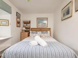 The Mini Mansion - Elie