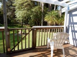 Donlan's Delight - steps from Mollymook sands, hotel v destinaci Mollymook