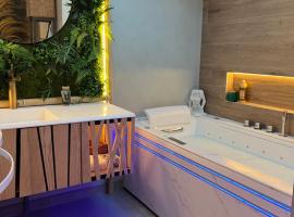 La Parenthèse Balnéo, khách sạn ở Donzère