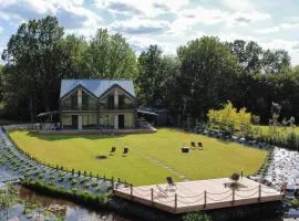 Gorgeous Home In Sianowo With House Sea View