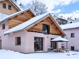 CASA-Grand Laus: Duplex familial sauna et jacuzzi, hotel i Aiguilles