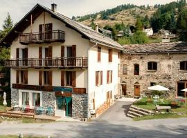CASA-Lodge L’Inverno pour 2 personnes, hotel i Molines-en-Queyras