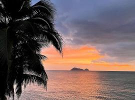 Hin Kong Beachfront Seaview Sunset Balcony โรงแรมในบ้านหินกอง