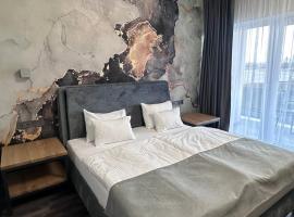 Готельний комплекс GАРБУЗ, hotel que acepta mascotas en Novohrad-Volynsʼkyy