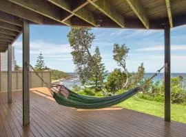 Sticks by the Sea - pet-friendly coastal home