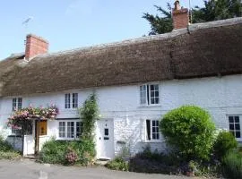 1 Bed in Burton Bradstock DC016