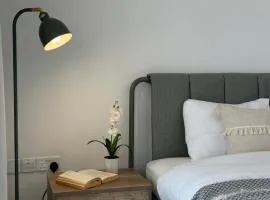 Seaview stylish one bedroom apartment in Caesar Romulus 88