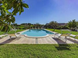 Villa Castelluccio Noto con piscina, hotel a Carpinteri