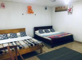 Thisara Pool Hotel Kataragama & Yala-Kabilththa Jeep Tour, hotel que acepta mascotas en Kataragama