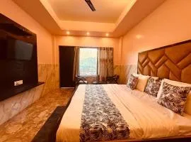 Sach Hotel & Resort - A Premium Property With Mountain & River View