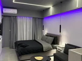 Crystal Grey Elite Appartment 3