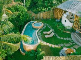 Astha Bamboo House, hotel in Sidemen