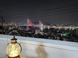 Busan Style, Busan Yeongdo, Full Ocean View, Rooftop Camping Sensation, Remodeling, Beam Projector, Parking Support,3 Rooms
