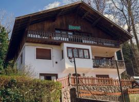 Hostel Cumbrecita Planeta, hotel in La Cumbrecita