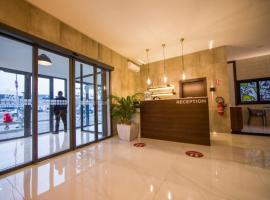 Aichti Hotel, hotel in Abidjan