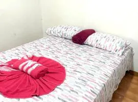 Quarto privado no centro 305
