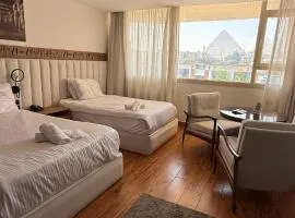 Superior Pyramids Inn