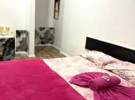 Quarto privado no centro 203