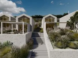 Eks Mani Peninsula Retreat