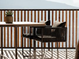 Oachner Living, Hotel in Feldthurns