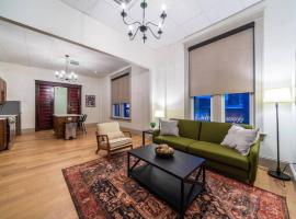 The Plum Suite, hotel in Sedalia