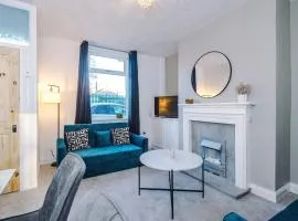 Presented by LTJ PrimeKey Properties - NEW! 4 Bed plus Sofa Bed, Perfect for Contractors