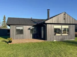 2 Bedroom Cozy Home In Sæby