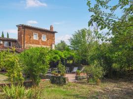 Gorgeous Home In Firenze，位于Il Portico的酒店