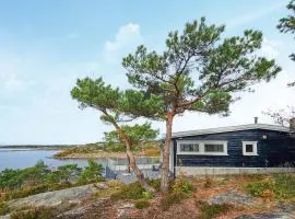 Amazing Home In Gressvik With Wifi