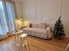 Apart'Champagne Les Deux Ponts station & center