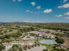 La Smeraldina Resort, hotel in Santa Teresa Gallura