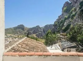 3 Bedroom Stunning Home In Antequera