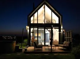 Dolina Słońca obok Suntago - nowoczesne domy z jacuzzi