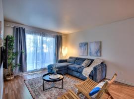 Free Parking! Montreal Adventure Home - Modern & Spacious Comforts!、モントリオールのホテル
