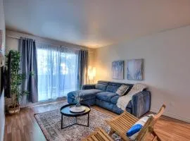 Free Parking! Montreal Adventure Home - Modern & Spacious Comforts!