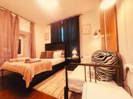 Happy Holiday Sintra