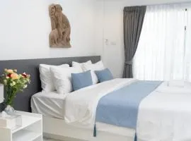 Brickotel Naithon Beach