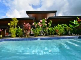 Raya, hotel with parking in Matapalo