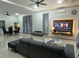 Lahat Serenity 168 Big Corner Cozy House