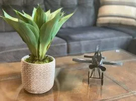 Sleeps 16! Spacious Yard, Secluded, 8 Beds, with 2 Full Bathrooms, and 2 Half Baths!