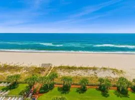Regency Isle: Beachfront Bliss & Amazing Views 2 bedrooms
