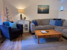 #StayInMyDistrict Cozy Rockaway Beach Cottage