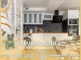 Maison Alth&eacute;a - Calme, Spa & Ext&eacute;rieur plein sud, pr&aacute;zdninov&yacute; dům v destinaci Lempty