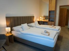 Hotel Modena, hotel in Bratislava